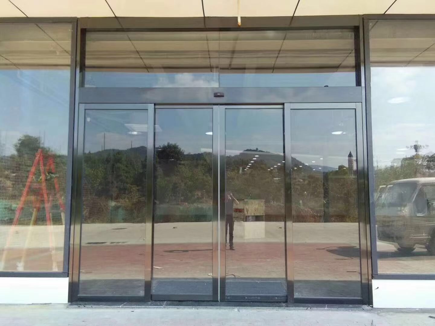 铝型材一体感应门