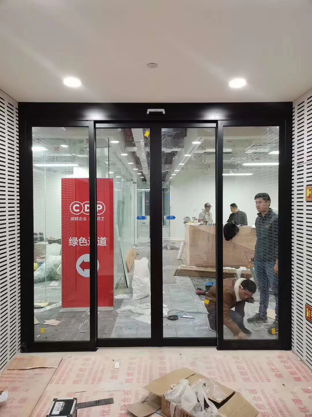 铝型材一体电动门