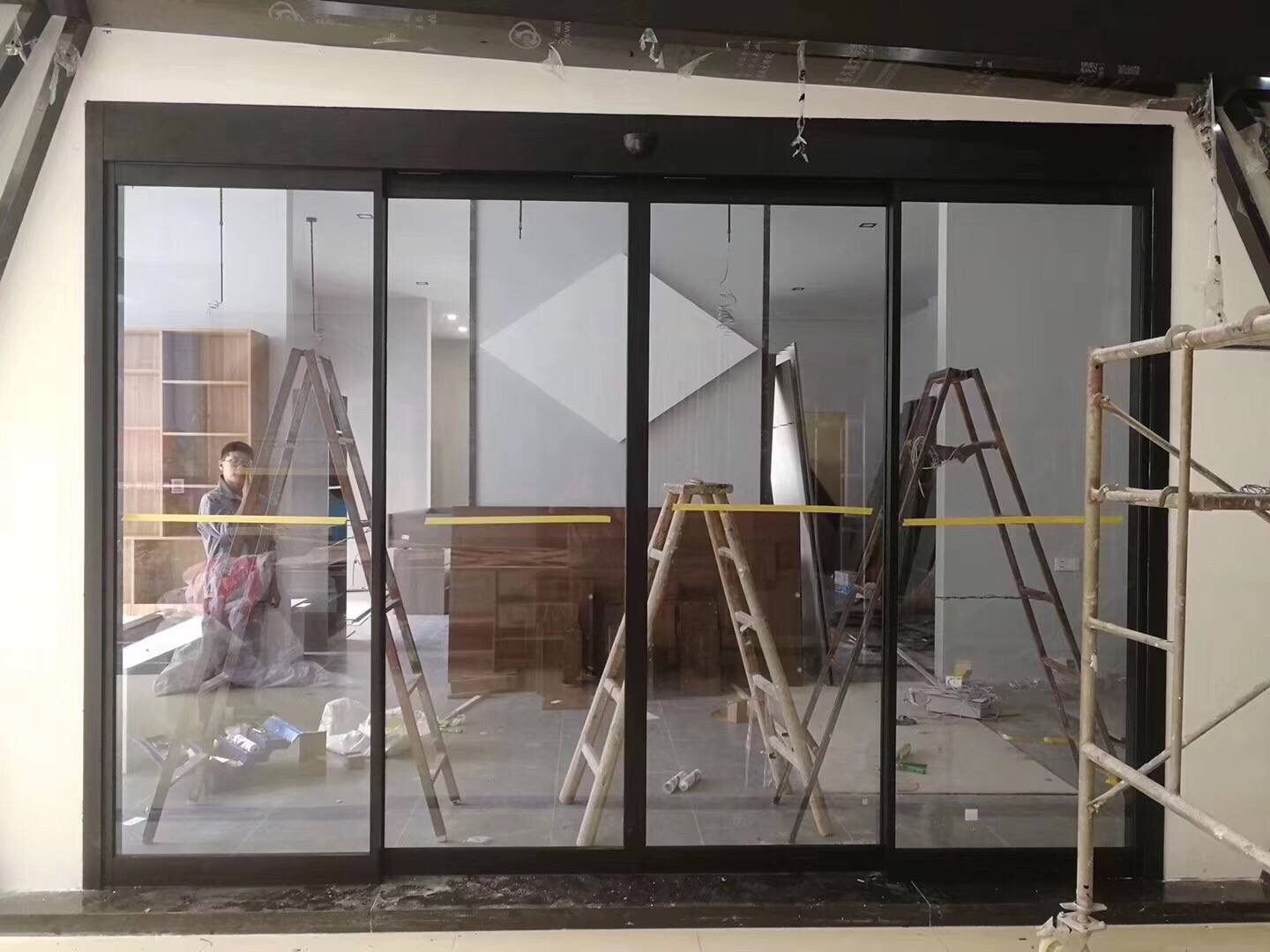 铝型材整体电动门