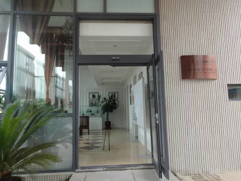 紧急疏散自动门